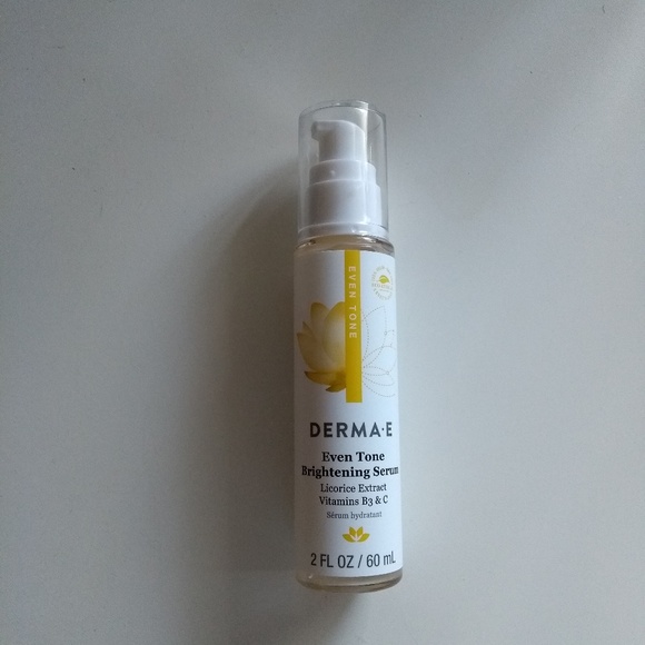 NEW Derma E - Picture 1 of 2